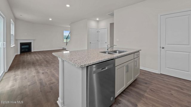 1004 Minnette Circle, New Bern, NC 28562