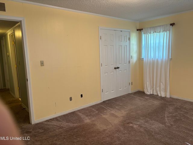 4729 Hillsdale Drive, Olive Branch, MS 38654