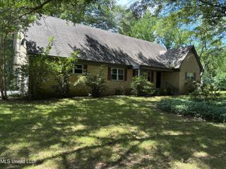 4729 Hillsdale Drive, Olive Branch, MS 38654