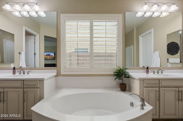 3785 E STRAWBERRY Drive, Gilbert, AZ 85298