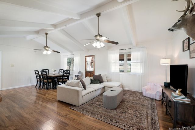 903 River Oak, Seguin, TX 78155