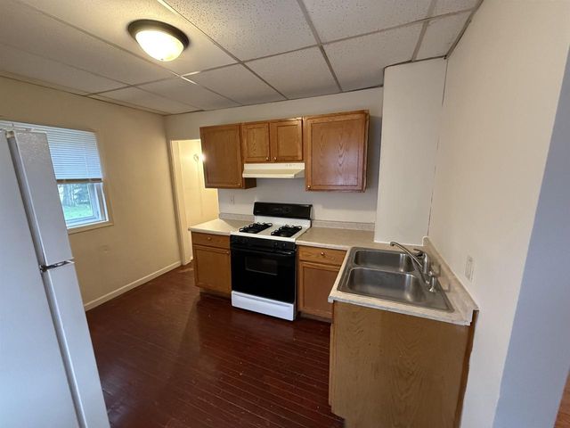 425 ANNEX AVENUE, Oshkosh, WI 54901