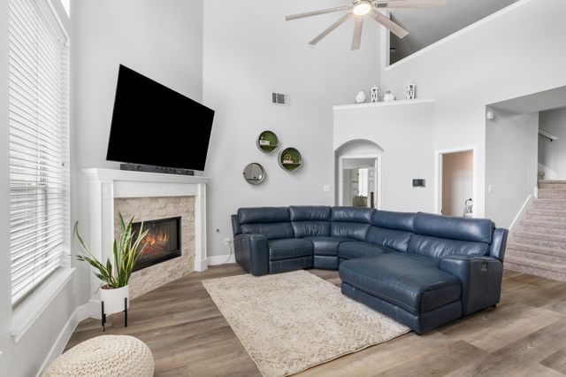 2959 Masters Court S, Burleson, TX 76028