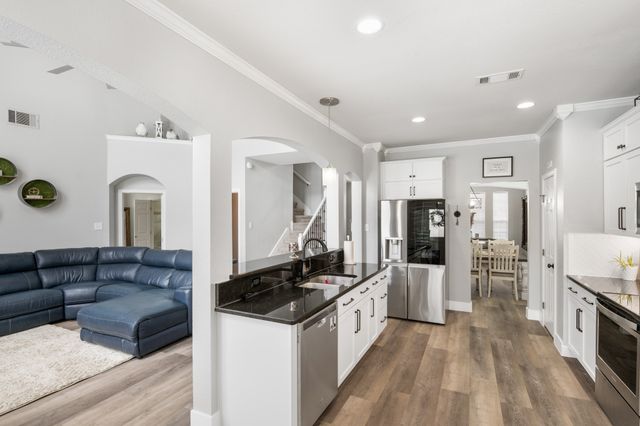2959 Masters Court S, Burleson, TX 76028