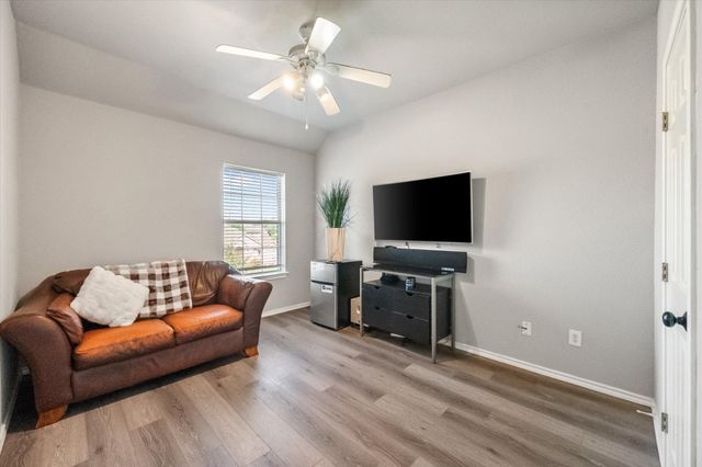 2959 Masters Court S, Burleson, TX 76028