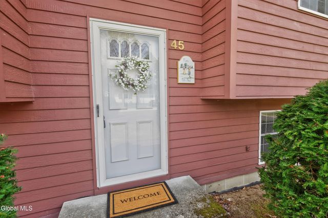 45 Laurel Lane, Queensbury, NY 12804