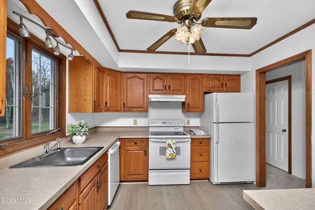 45 Laurel Lane, Queensbury, NY 12804