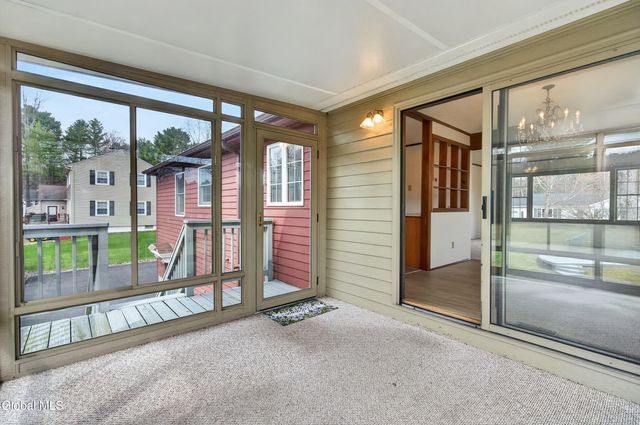 45 Laurel Lane, Queensbury, NY 12804