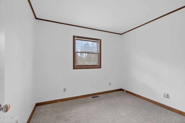 45 Laurel Lane, Queensbury, NY 12804