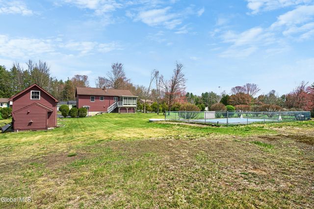 45 Laurel Lane, Queensbury, NY 12804