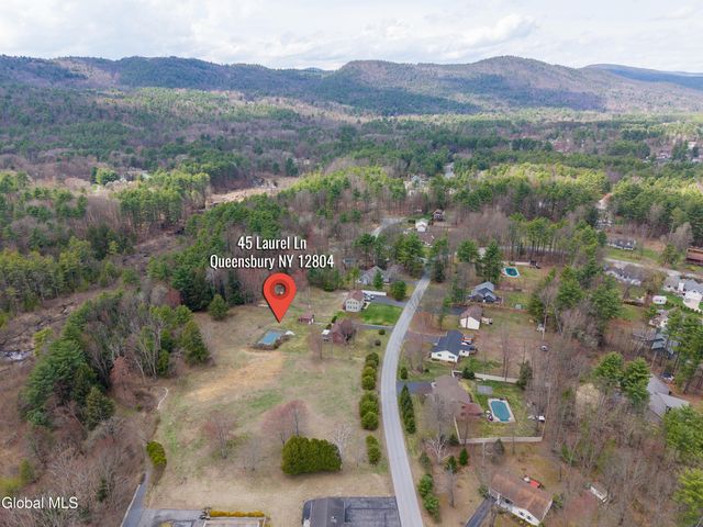 45 Laurel Lane, Queensbury, NY 12804