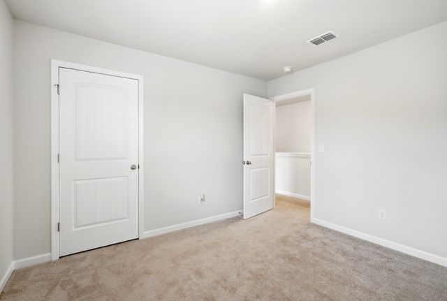 125 Stammer Farms Blvd, Chapel Hill, TN 37034