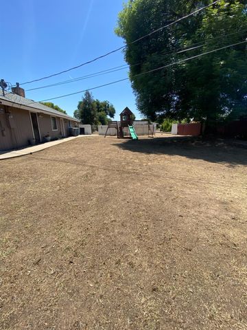 6928 E Lane Avenue, Fresno, CA 93727