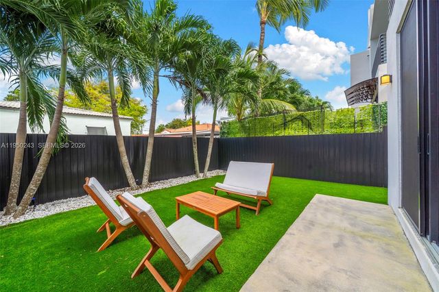 3061 SW 21st Ter 3061, Miami, FL 33145