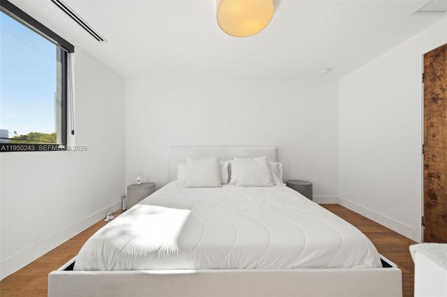 3061 SW 21st Ter 3061, Miami, FL 33145