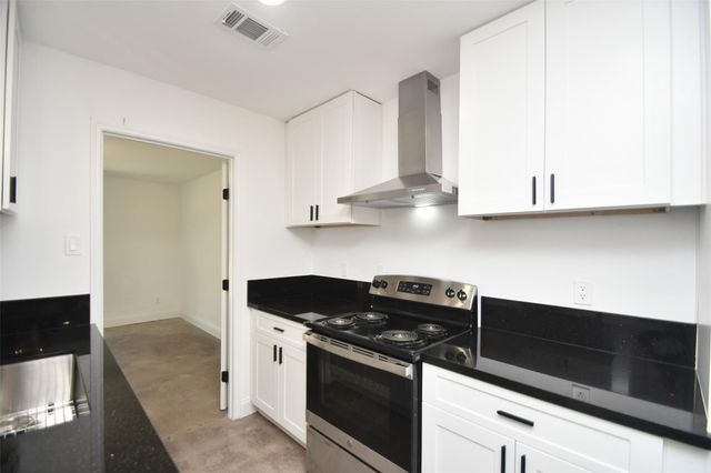 5801 Lumberdale Road 120, Houston, TX 77092