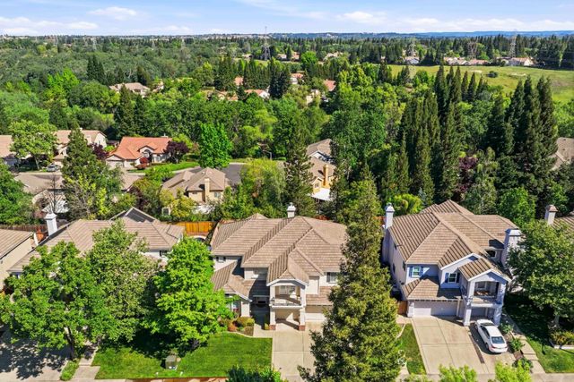 4051 Luxor Ln, Granite Bay, CA 95746