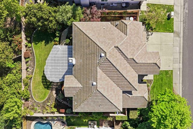 4051 Luxor Ln, Granite Bay, CA 95746