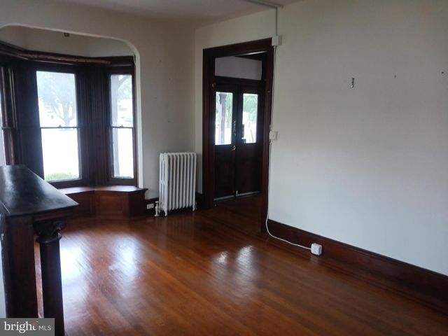 5870 EASTON RD, Pipersville, PA 18947