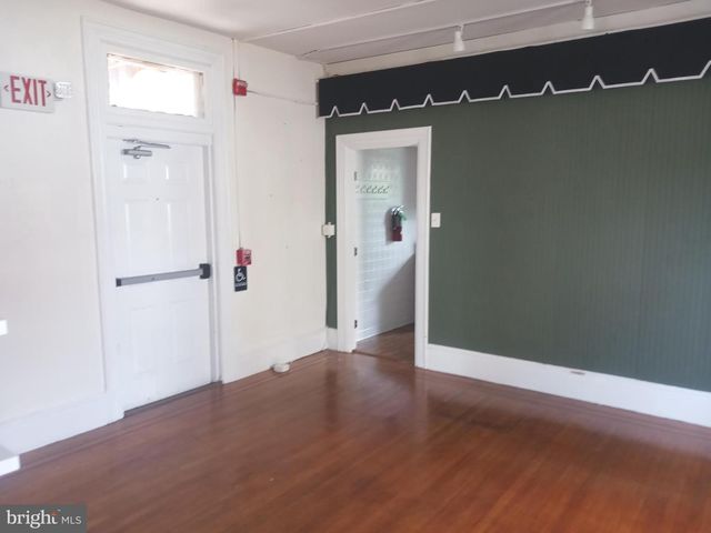 5870 EASTON RD, Pipersville, PA 18947