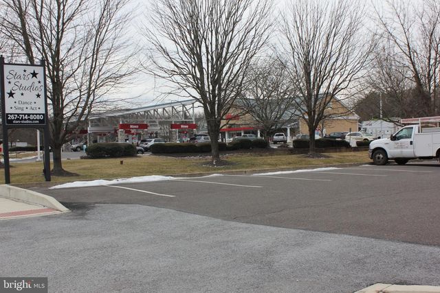 5870 EASTON RD, Pipersville, PA 18947