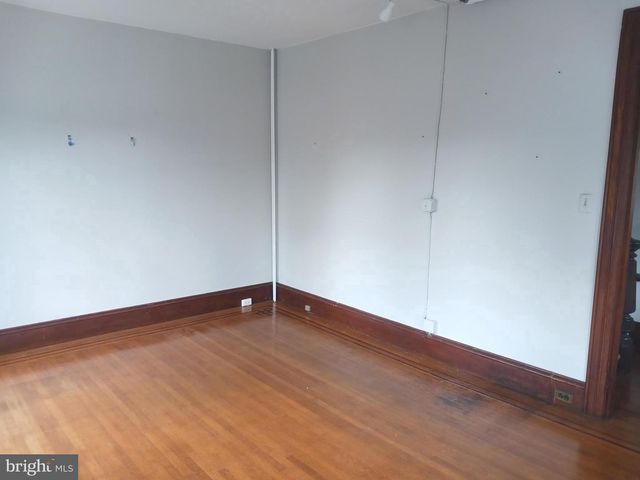 5870 EASTON RD, Pipersville, PA 18947