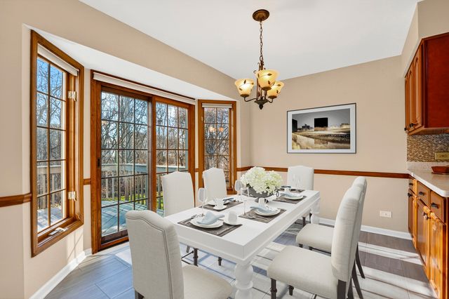 1N020 Prairie Path Lane, Winfield, IL 60190