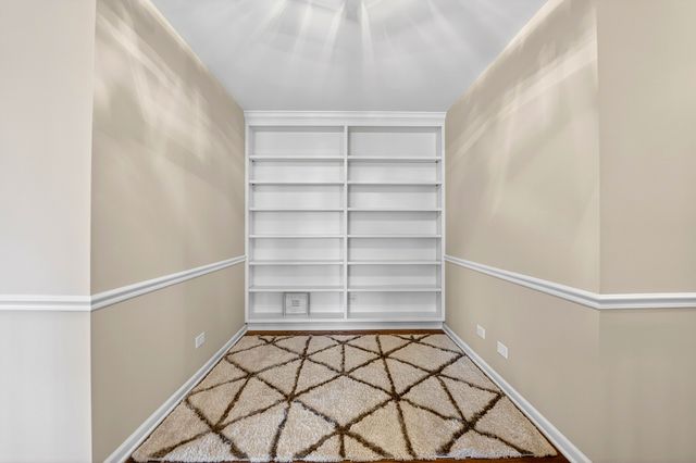 1N020 Prairie Path Lane, Winfield, IL 60190