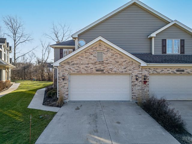 1N020 Prairie Path Lane, Winfield, IL 60190