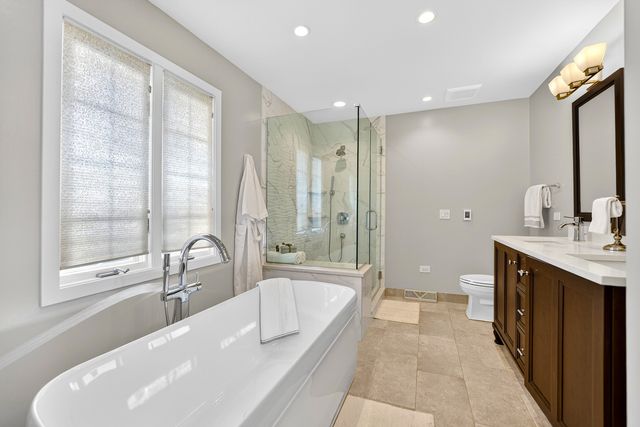 1N020 Prairie Path Lane, Winfield, IL 60190