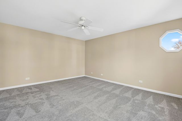 1N020 Prairie Path Lane, Winfield, IL 60190