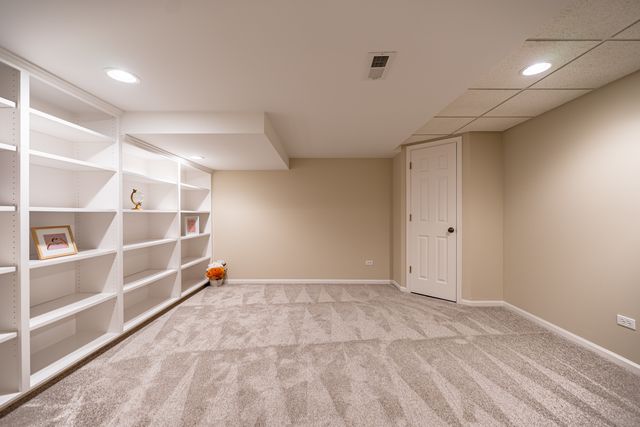 1N020 Prairie Path Lane, Winfield, IL 60190