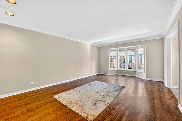 1N020 Prairie Path Lane, Winfield, IL 60190