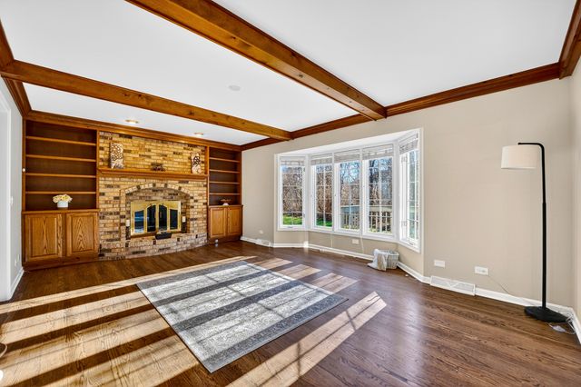 1N020 Prairie Path Lane, Winfield, IL 60190