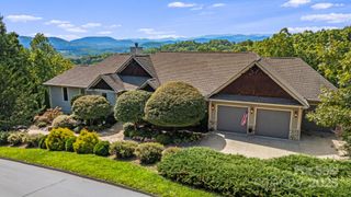 3527 Cummings Cove Parkway, Hendersonville, NC 28739