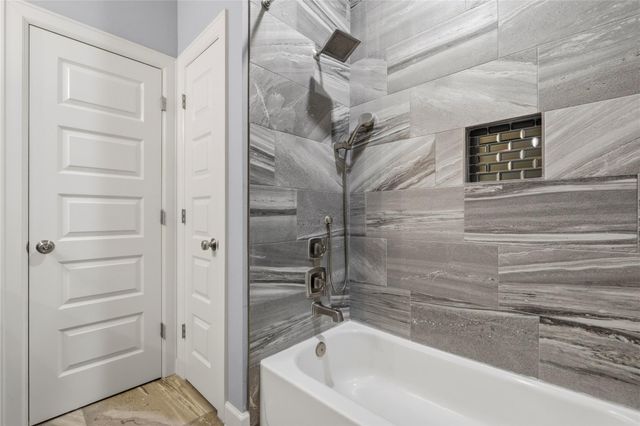 8419 Observatory Street, Houston, TX 77088