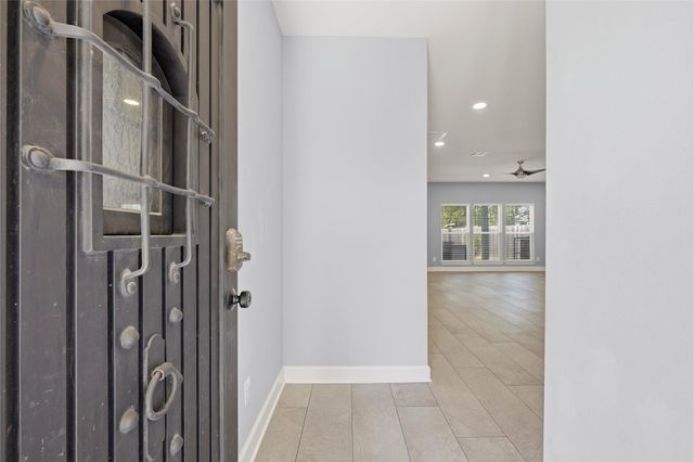 8419 Observatory Street, Houston, TX 77088