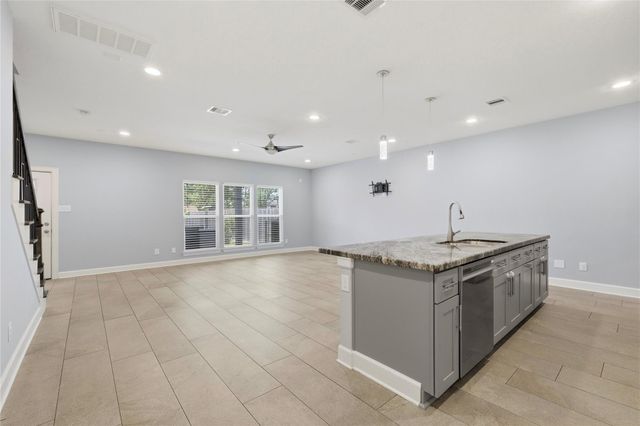 8419 Observatory Street, Houston, TX 77088