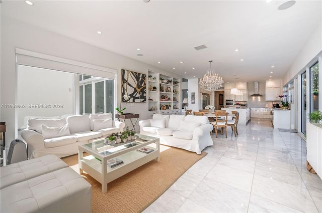 6355 SW 114th Street -, Pinecrest, FL 33156