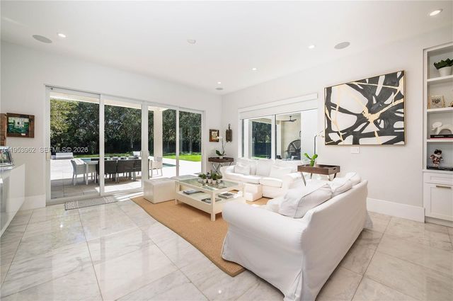 6355 SW 114th Street -, Pinecrest, FL 33156