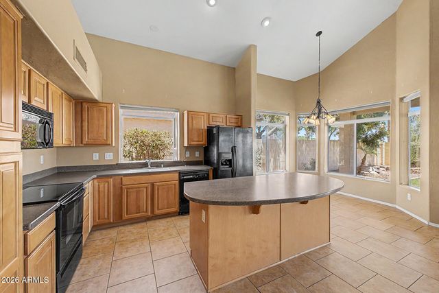 13765 W VERNON Avenue, Goodyear, AZ 85395