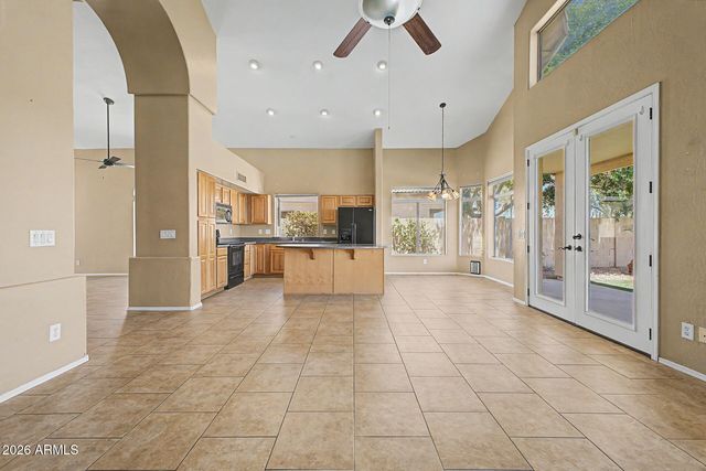 13765 W VERNON Avenue, Goodyear, AZ 85395