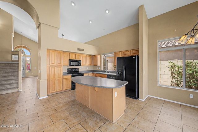 13765 W VERNON Avenue, Goodyear, AZ 85395
