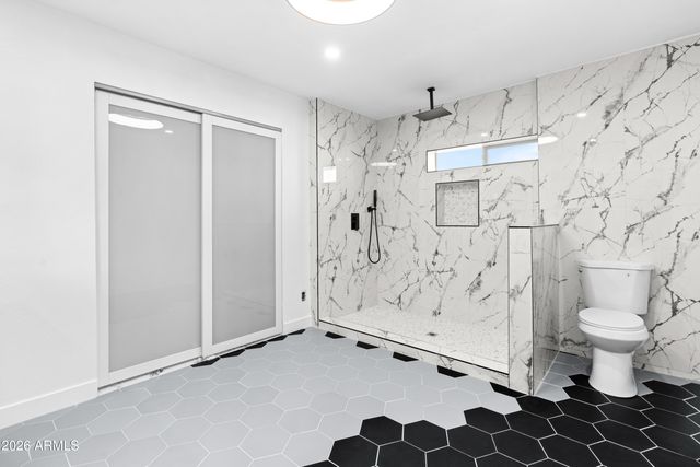 2914 N 81ST Avenue, Phoenix, AZ 85033