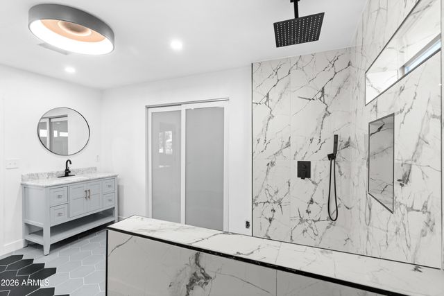 2914 N 81ST Avenue, Phoenix, AZ 85033