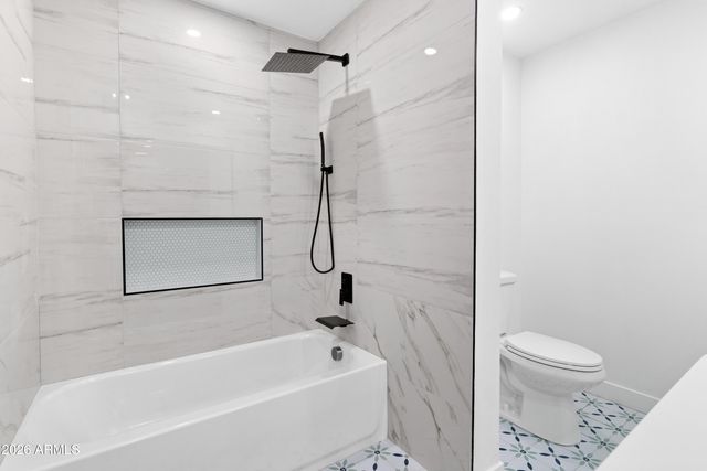 2914 N 81ST Avenue, Phoenix, AZ 85033