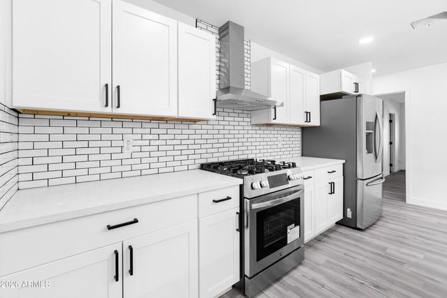 2914 N 81ST Avenue, Phoenix, AZ 85033