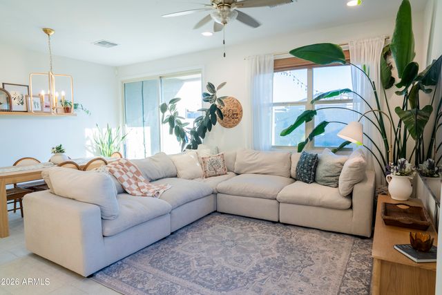 6739 W PEDRO Lane, Laveen, AZ 85339