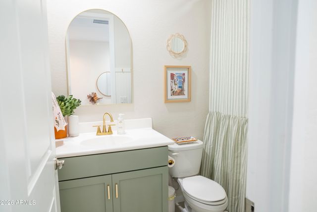 6739 W PEDRO Lane, Laveen, AZ 85339