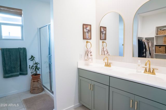 6739 W PEDRO Lane, Laveen, AZ 85339